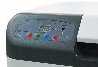 Термоэлектрический автохолодильник AVS CC-27WBC(программное цифровое управление, USB-порт) 27л 12V/24V/220V фото #3
