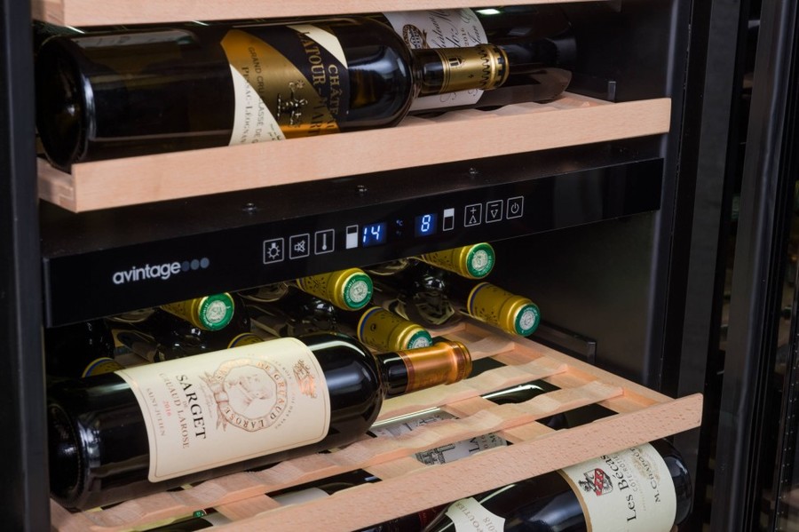 Встраиваемый винный шкаф 51-100 бутылок Avintage