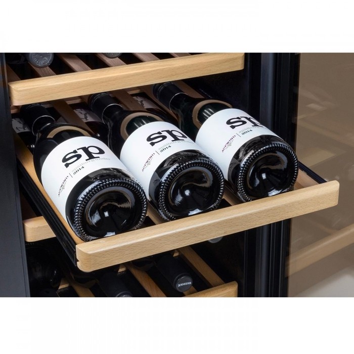 Отдельностоящий винный шкаф 22-50 бутылок CASO WineComfort 24 black, цвет чёрный - фото 2