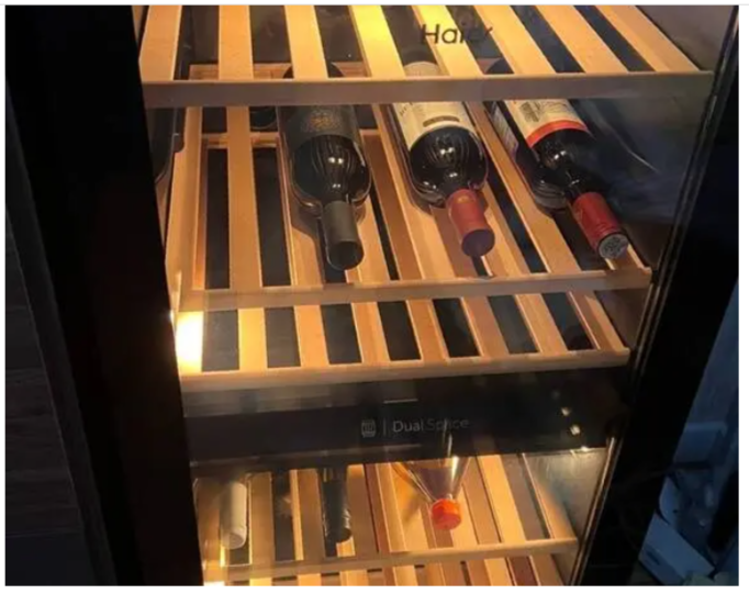 Отдельностоящий винный шкаф 51-100 бутылок Haier