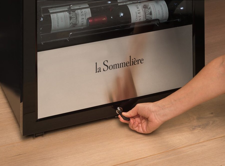 Отдельностоящий винный шкаф 101-200 бутылок LaSommeliere PRO110, цвет черный - фото 7