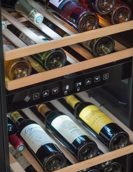 Отдельностоящий винный шкаф 22-50 бутылок LaSommeliere SLS45DZ, цвет черный - фото 8
