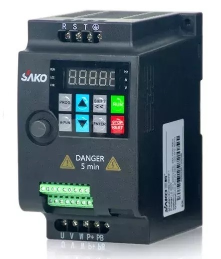 Частотный SAKO SKI780-0D4-4 0,37 кВт, 380В, цвет черный - фото 1