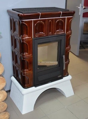 Дровяная печь ABX Britania K (6,9кВт в воду) белый цоколь, коричневая фото #3