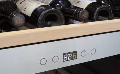 Отдельностоящий винный шкаф 51-100 бутылок CASO WineComfort 660 Smart фото #4