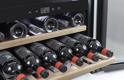 Встраиваемый винный шкаф 12-21 бутылка CASO WineSafe 18 EB Inox фото #6