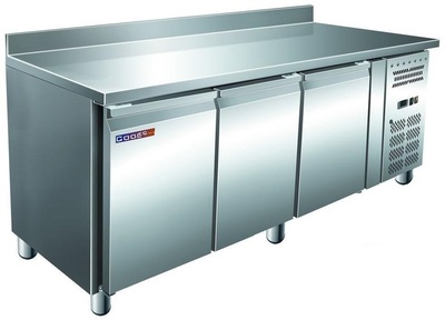 Морозильный стол COOLEQ GN 3200BT