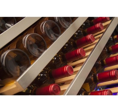 Встраиваемый винный шкаф 101-200 бутылок Cold Vine C154-KBT2 фото #6