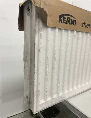 Уцененный стальной панельный радиатор Тип 22 Kermi FKO 22 400x1200 уцененный фото #3