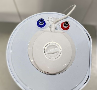 Уцененный электрический накопительный водонагреватель Thermex First 50 V уцененный фото #5