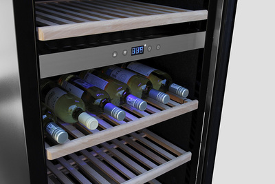 Отдельностоящий винный шкаф 101-200 бутылок Wine Craft SC-126BZ Grand Cru фото #3