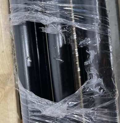 Уцененный стальной трубчатый радиатор 3-колончатый Zehnder Charleston Completto 3180/04/V001/RAL 9217 matt уцененный фото #4